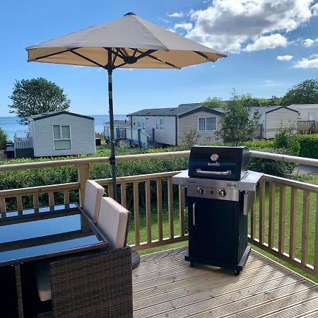 Lydstep Beach Bayview 3-Bedroom Holiday Home Tenby Extérieur photo