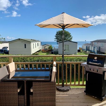 Lydstep Beach Bayview 3-Bedroom Holiday Home Tenby Extérieur photo